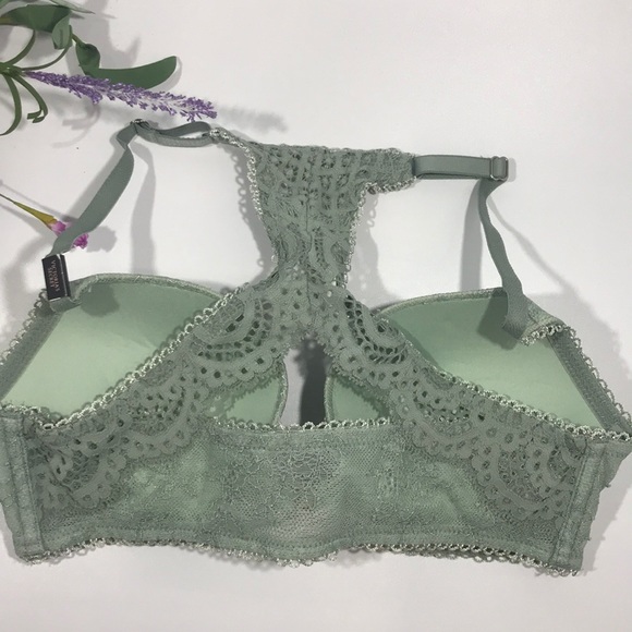 Victoria's Secret Dream Angels Push-up Bra - Picture 15 of 15